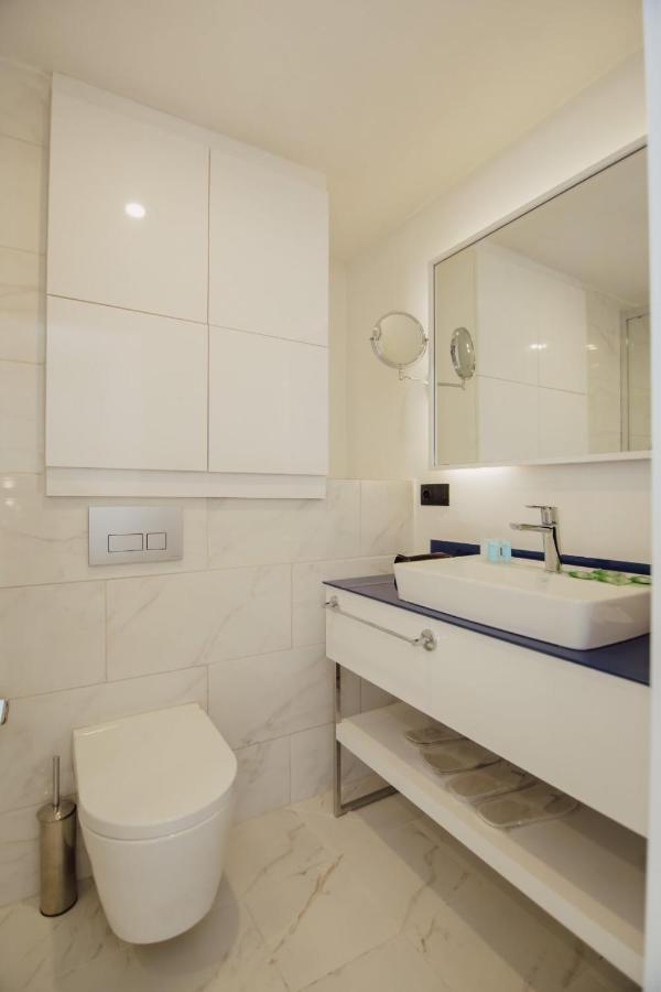 Orbi City - A & С Apartment Batumi Ngoại thất bức ảnh